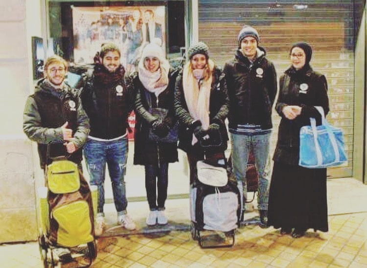 Les bénévoles de l'association In Peace Event